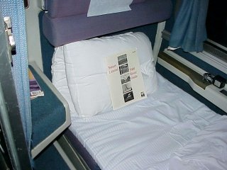 Superliner standard bedroom bed