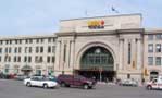 exterior of the Winnipeg train station (39Kb)