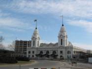 Worcester Union station exterior in the daytime