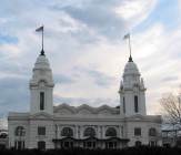 Worcester Union station exterior in the daytime